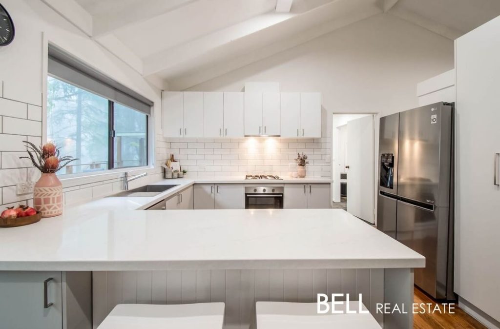 Second angle of completed kitchen renovation in Mount Dandenong home